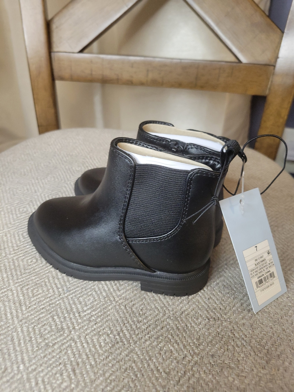 Cat & Jack Toddler Girl Black Chelsea Boots - Classic Slip-On Design - Picture 4 of 10